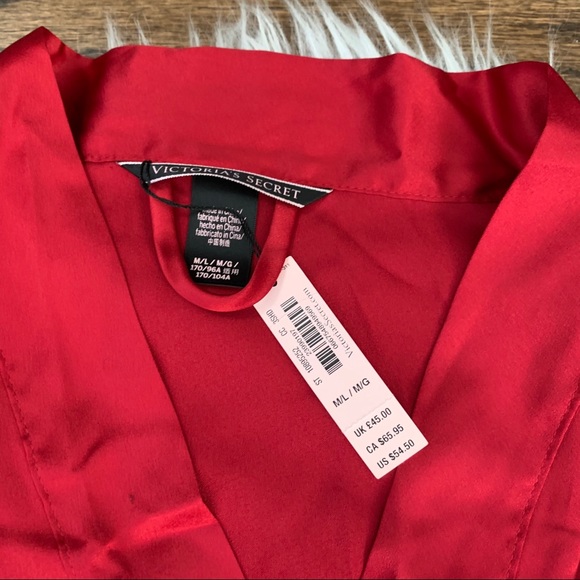 Victoria's Secret NWT $55 - Picture 2 of 3